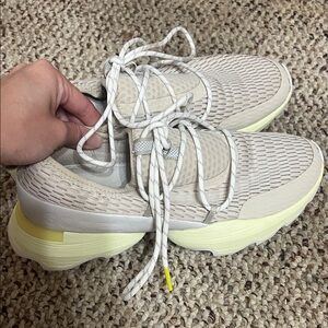 Sorel Women's Light Beige and Pale Yellow Athletic Sneakers